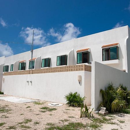 97982 New Modern Villa, Private Pool, High Internet Speed, 2 Blocks From The Beach Pueblo Pueblo Chicxulub Kültér fotó
