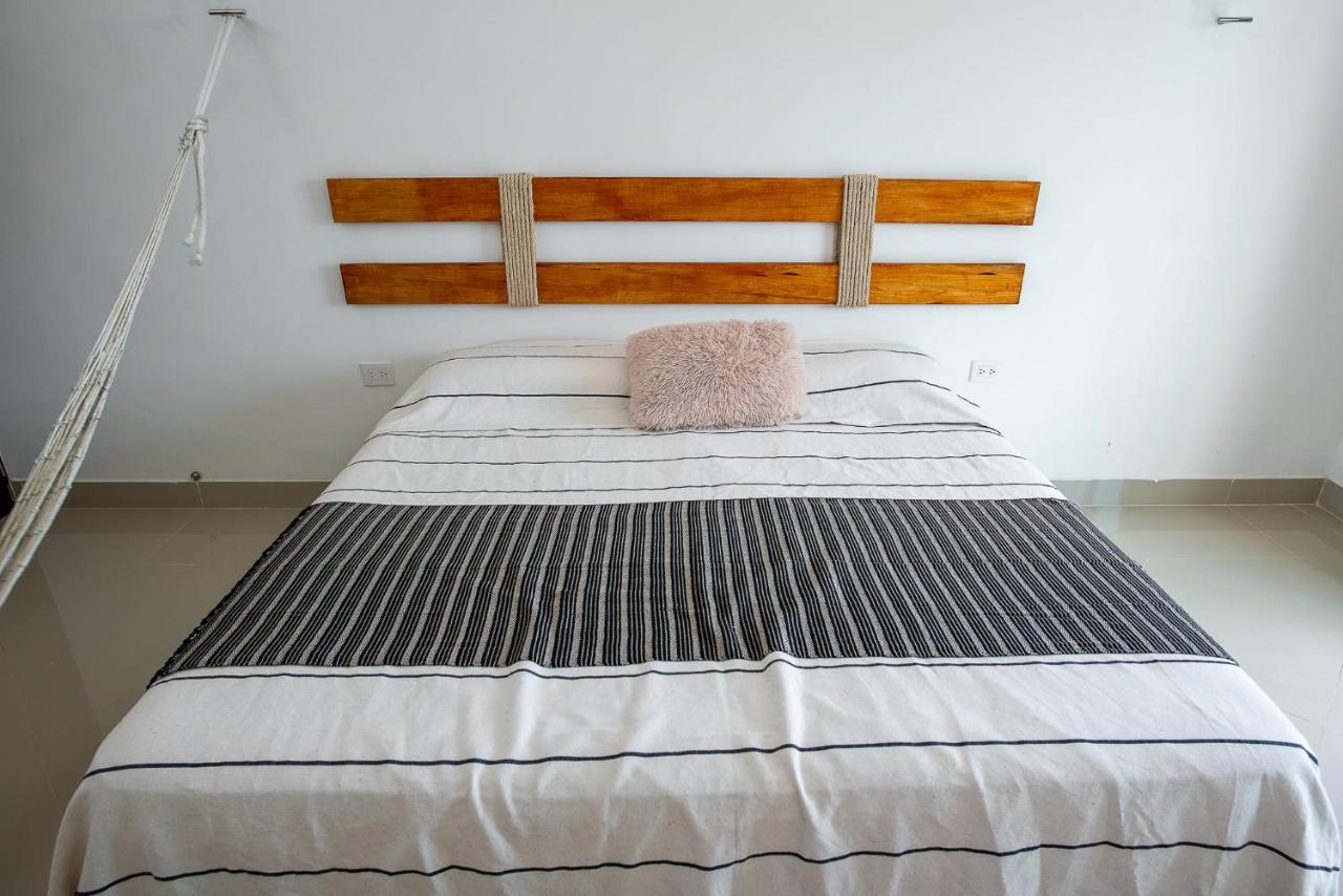 97982 New Modern Villa, Private Pool, High Internet Speed, 2 Blocks From The Beach Pueblo Pueblo Chicxulub Kültér fotó