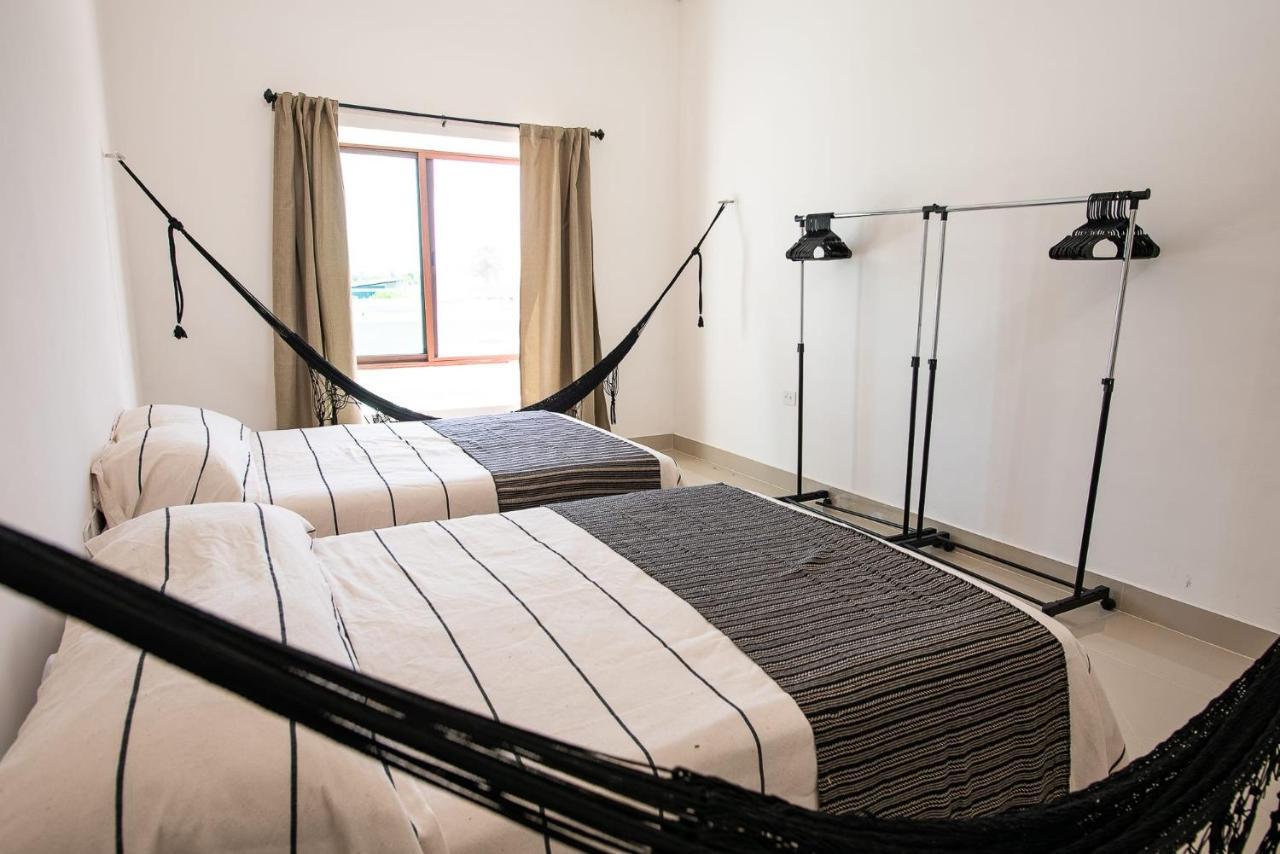 97982 New Modern Villa, Private Pool, High Internet Speed, 2 Blocks From The Beach Pueblo Pueblo Chicxulub Kültér fotó