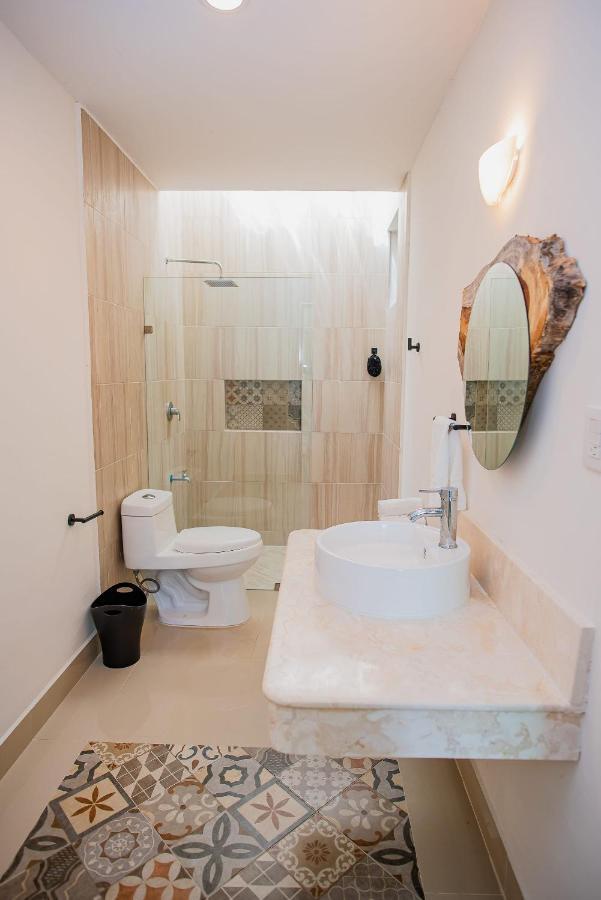 97982 New Modern Villa, Private Pool, High Internet Speed, 2 Blocks From The Beach Pueblo Pueblo Chicxulub Kültér fotó