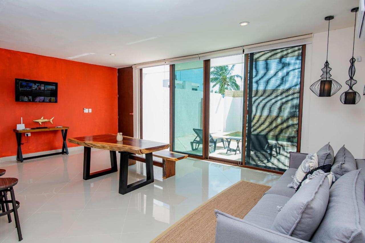 97982 New Modern Villa, Private Pool, High Internet Speed, 2 Blocks From The Beach Pueblo Pueblo Chicxulub Kültér fotó